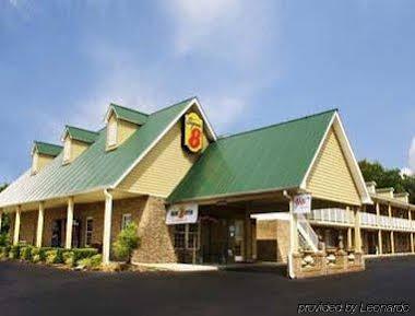 Super 8 By Wyndham Kingston Hotel Luaran gambar